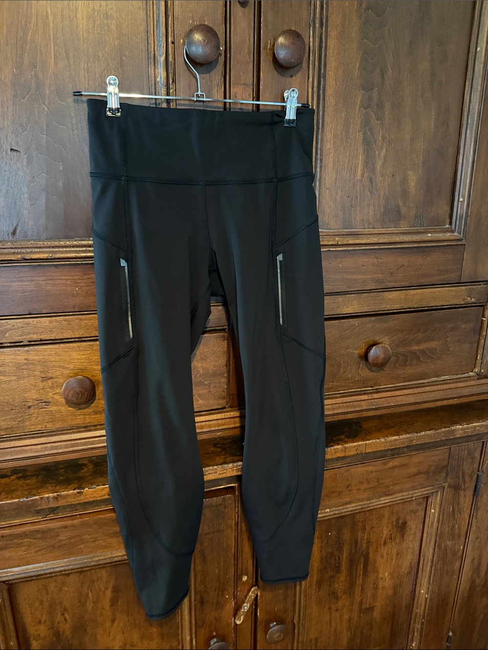 Athleta Black Rainier 7/8 Tight Leggings - Women's